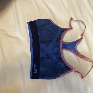 sports bra